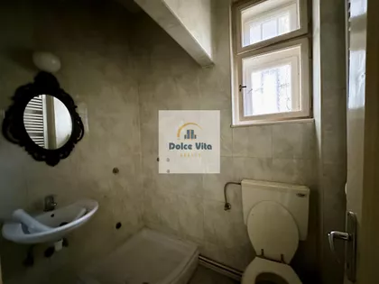 Stahinjića Bana | 4zida.rs