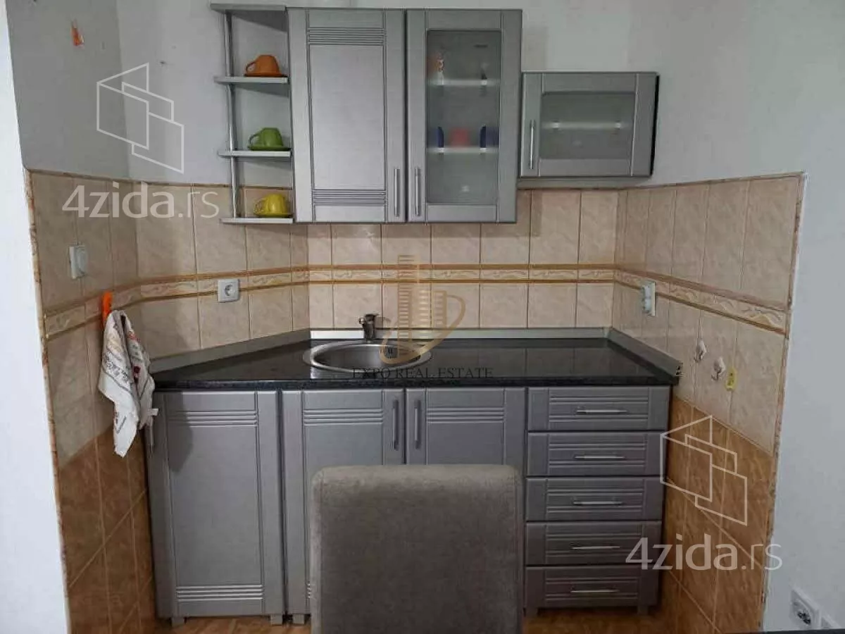 Garsonjera | 4zida