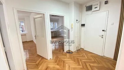 Gospodar Jevremova | 4zida.rs