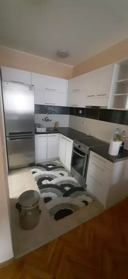 Hadži Ruvimova | 4zida.rs