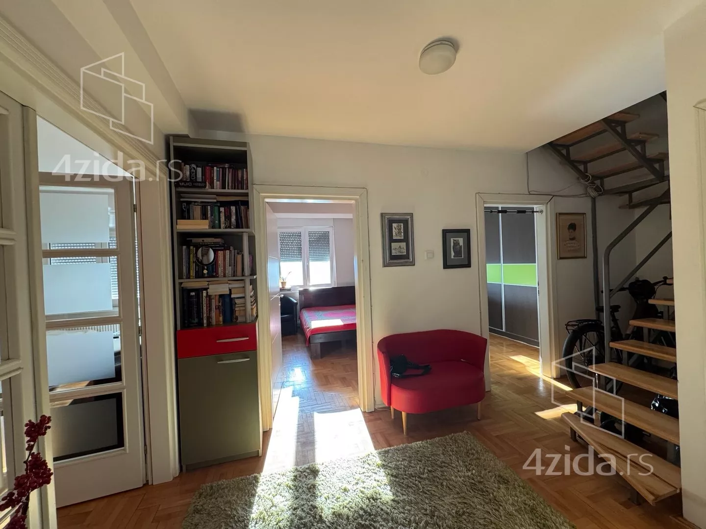 Troiposoban stan | 4zida