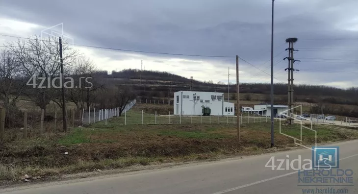 Plac | 4zida