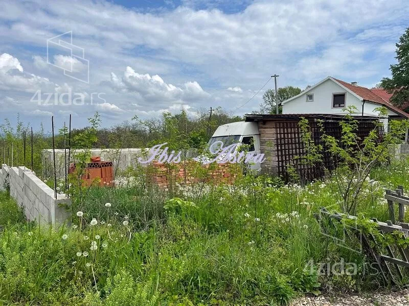 Građevinsko zemljište | 4zida