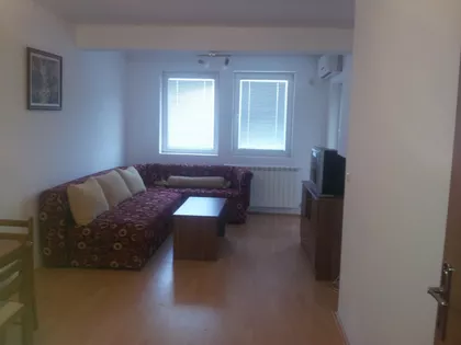 Prvoslava Stojanovića 10 | 4zida.rs