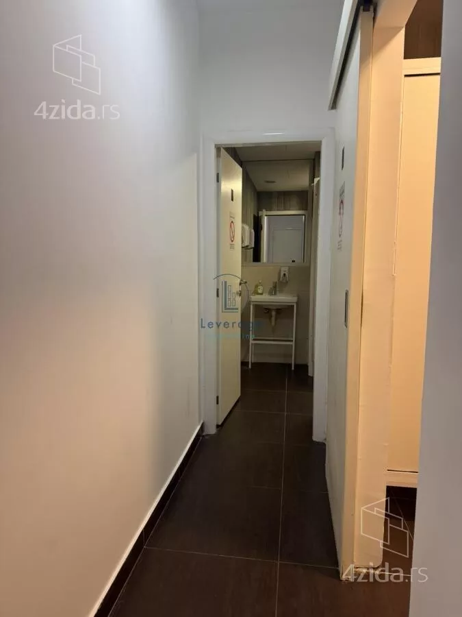 Lokal | 4zida