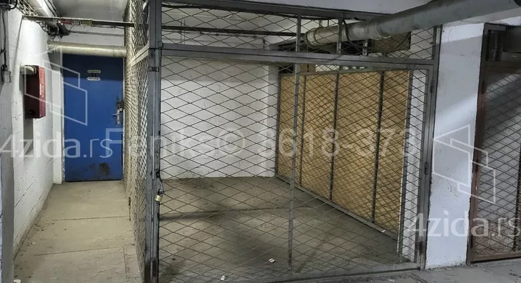 Garaža/Parking | 4zida