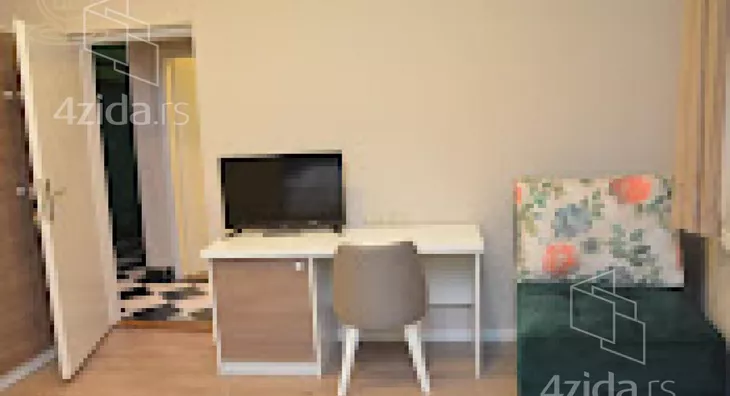 Poslovna zgrada | 4zida