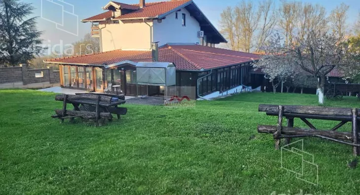 Ugostiteljski objekat | 4zida