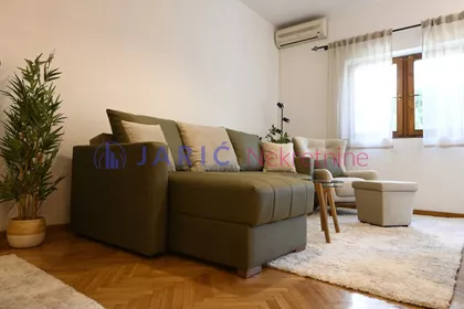 Banovo Brdo | 4zida.rs