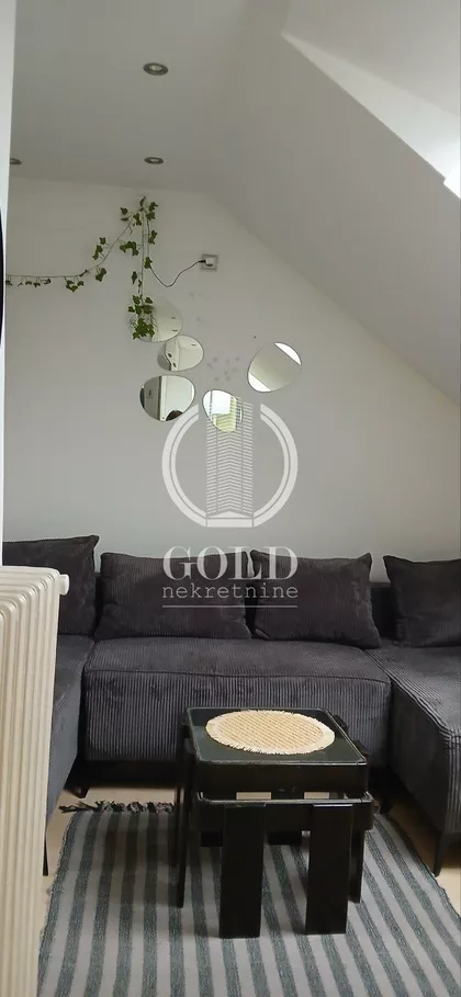 Pavla Simića | 4zida.rs