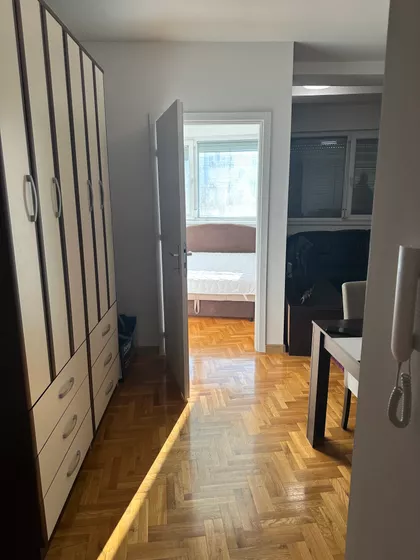 Omladinska | 4zida.rs