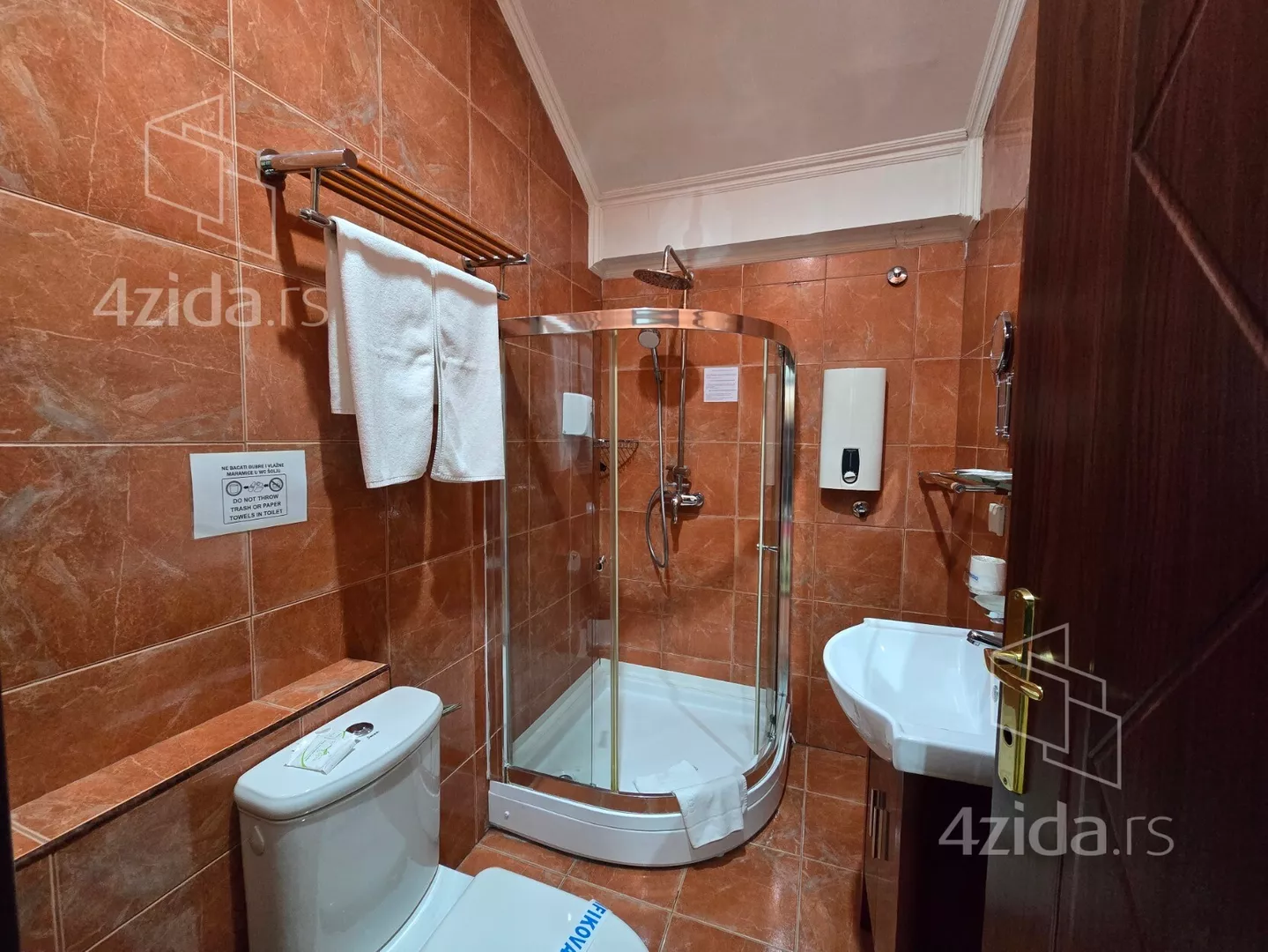 Turistički objekat | 4zida