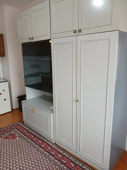 Žike Popovića 17 | 4zida.rs