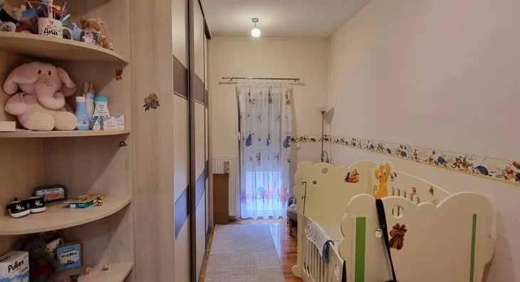 Četvoroiposoban stan | 4zida