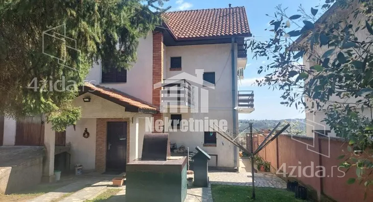 4-etažna kuća | 4zida