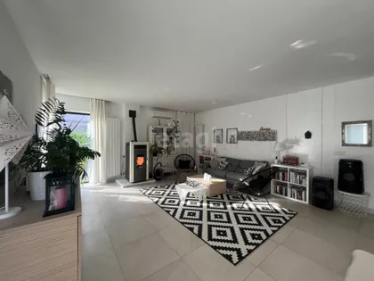 Devet Jugovića | 4zida.rs