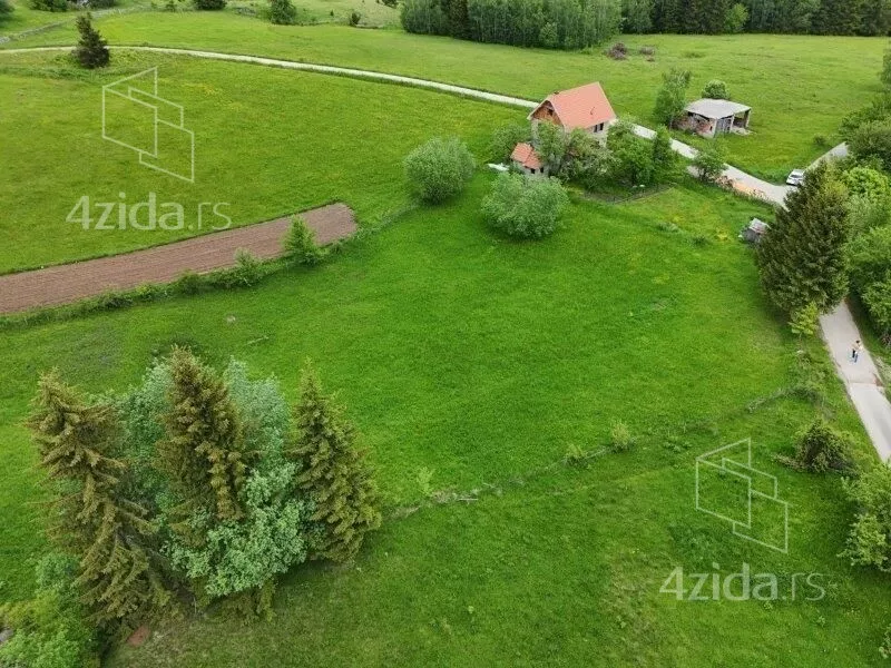 Plac | 4zida