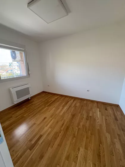 Sutjeskina | 4zida.rs