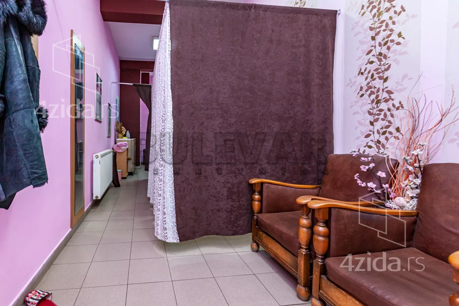 Lokal | 4zida