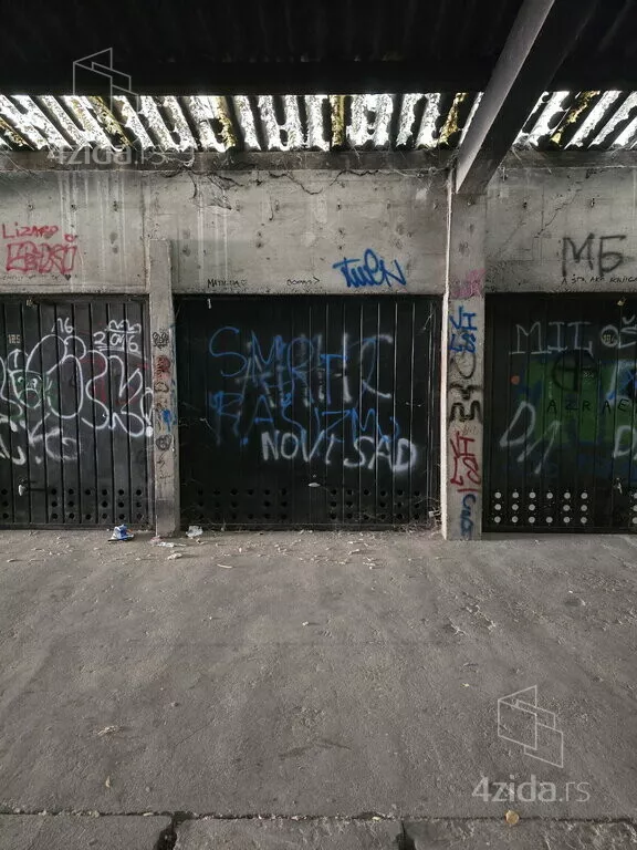 Garaža | 4zida