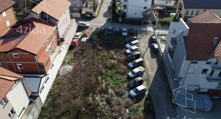 Građevinsko zemljište | 4zida