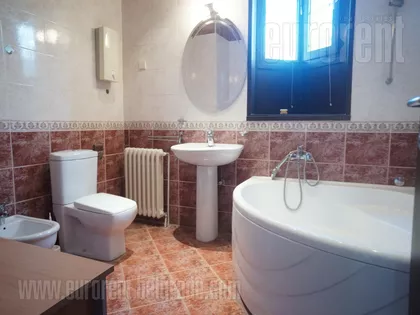 DIPLOMATSKA KOLONIJA | 4zida.rs