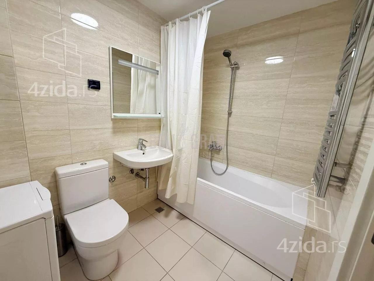 Jednoiposoban stan | 4zida