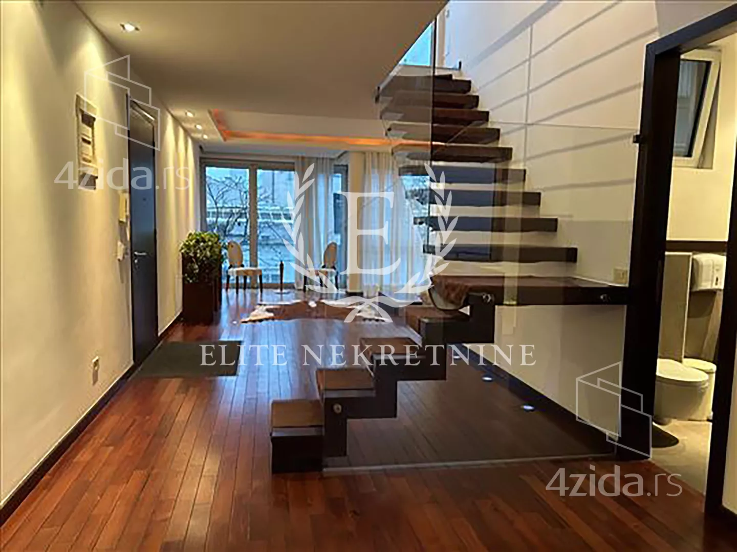 Petosoban stan | 4zida