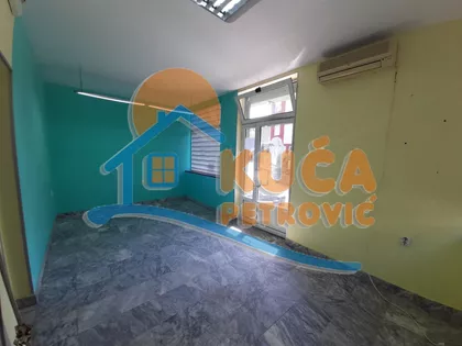 Ruža | 4zida.rs