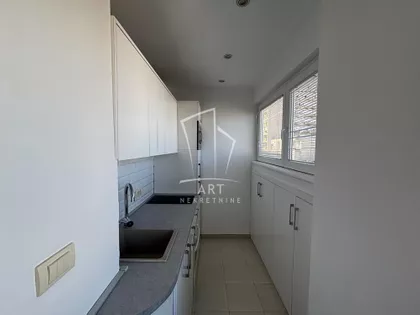 Gospodar Jovanova | 4zida.rs