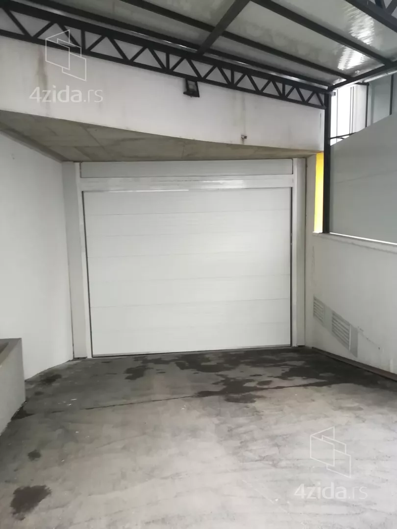 Garaža | 4zida