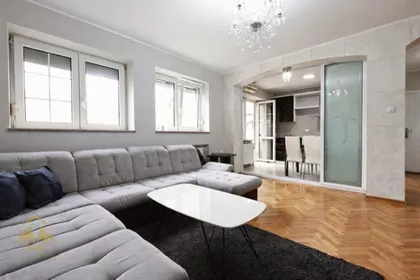 Stan na prodaju · 78 m² · Stari Grad, Gradske lokacije, Novi Sad
