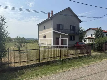 Milovana Milenkovića | 4zida.rs