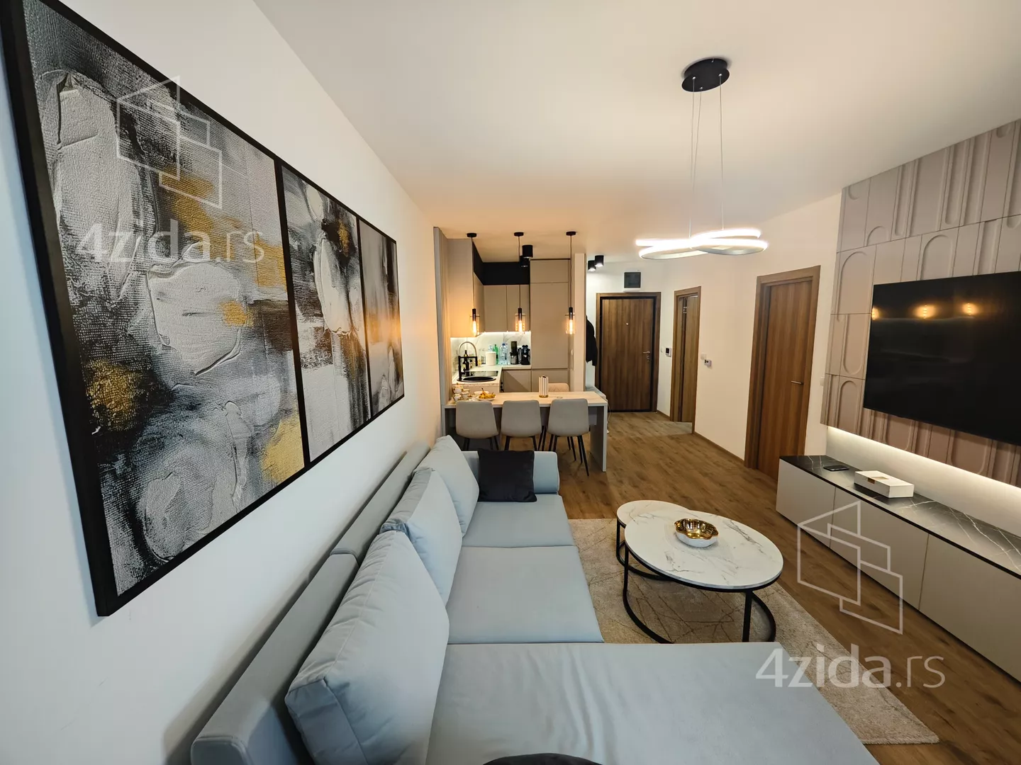 Jednoiposoban stan | 4zida