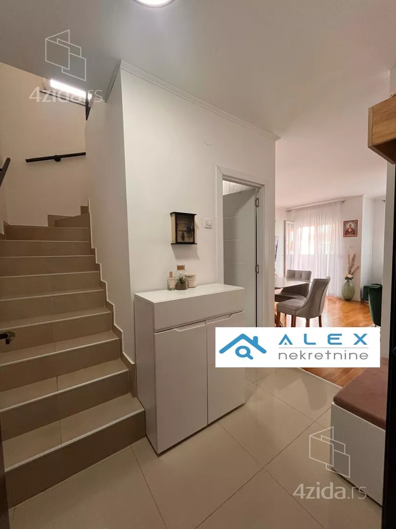 Petosoban stan | 4zida