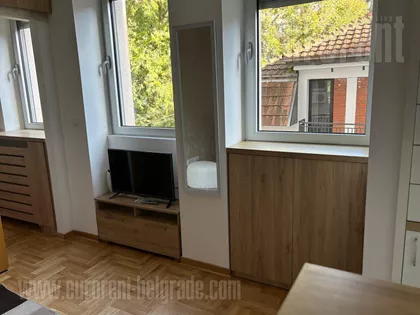 DONJI DORĆOL | 4zida.rs