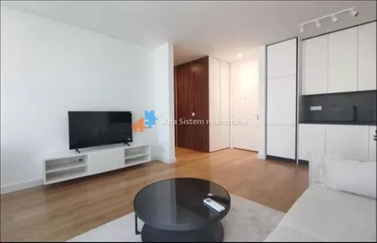 Vukov Spomenik | 4zida.rs