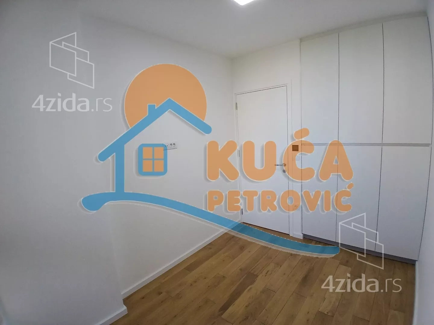 Lokal | 4zida