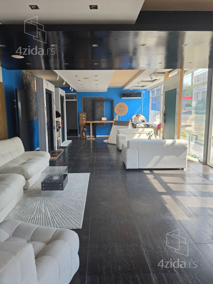 Местоположение проблемы, Водоводска, 2.650€, 330m² — фото