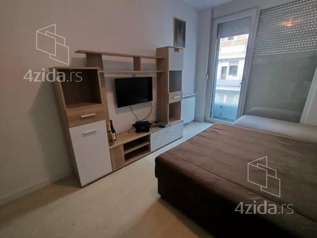 Garsonjera | 4zida