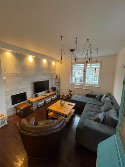 Prvomajska | 4zida.rs