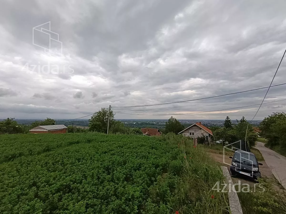 Plac | 4zida