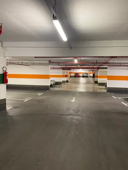 Zadužbinska | 4zida.rs
