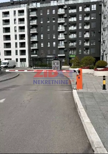 Tošin Bunar | 4zida.rs