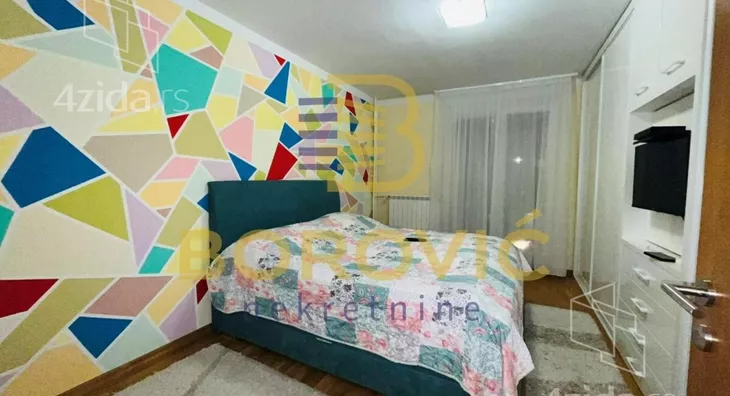 Četvorosoban stan | 4zida