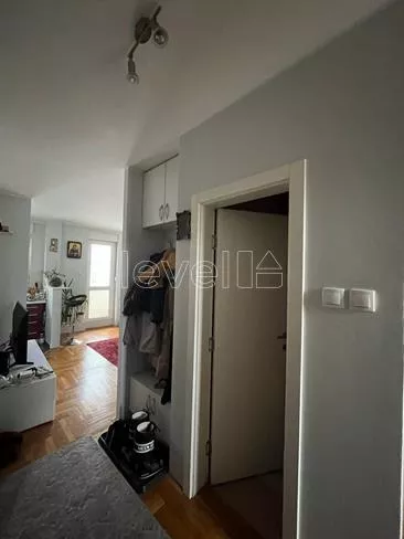 Podbara | 4zida.rs