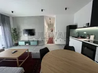 Centar, Medijana, Gradske lokacije, Niš | 4zida.rs