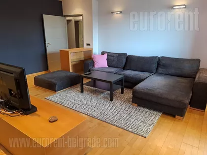 KLINIČKI CENTAR | 4zida.rs