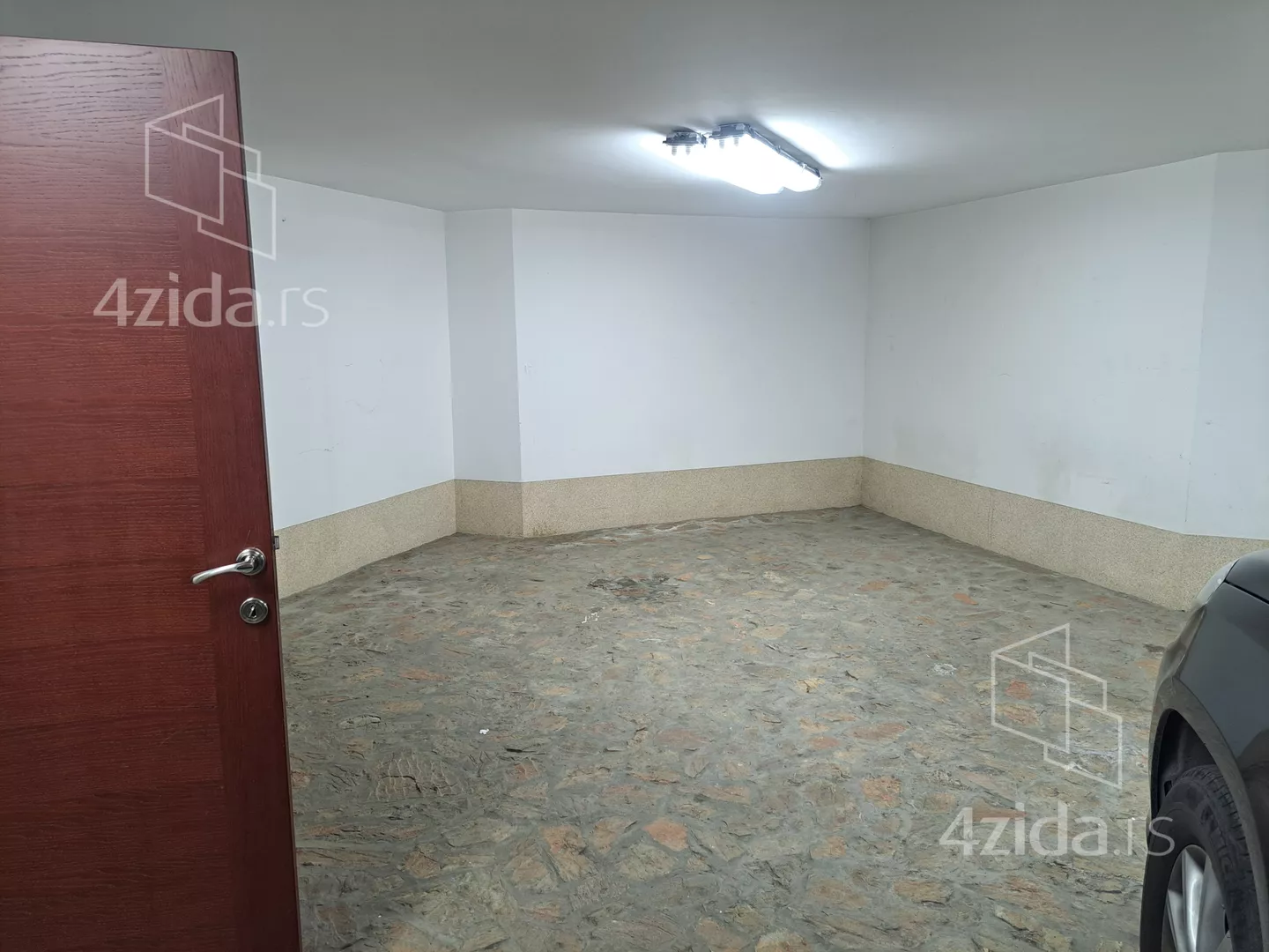 5-etažna kuća | 4zida