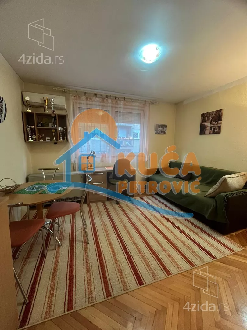 Garsonjera | 4zida
